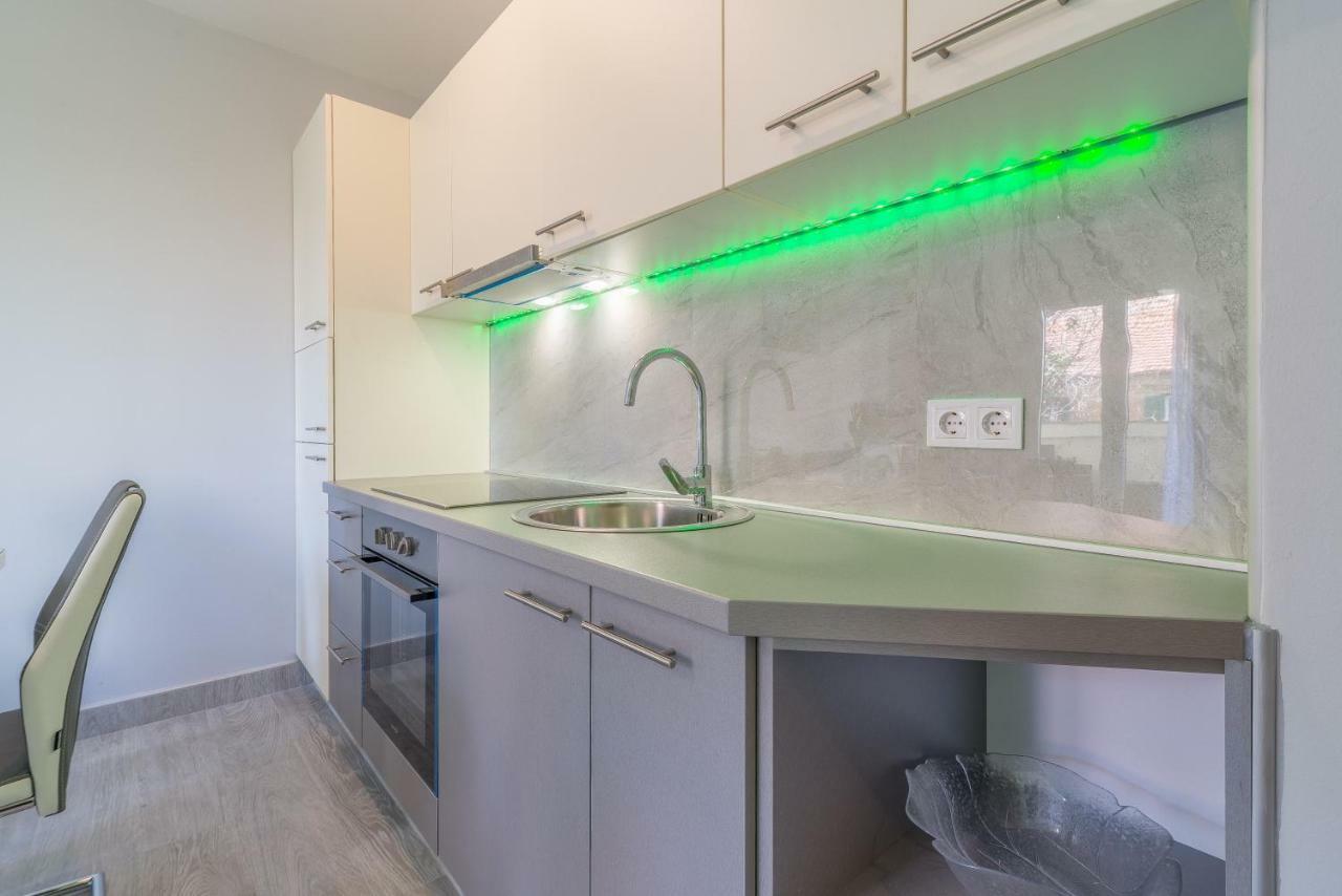 Ruzmarin - New Apartment Zadar Eksteriør billede
